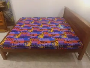 6x5 size Queen Design Box Bed with Double Layer Mattress