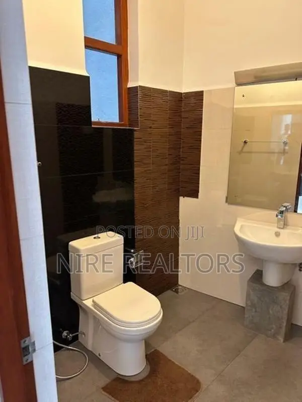 Modern Architect-Designed 4 BR House In Rajagiriya For Sale