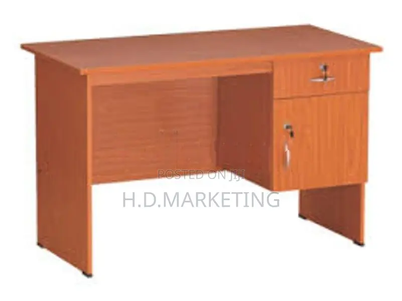 4*2ft Melamine Office Table