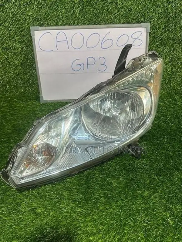 Honda Freed (GP3) Head Lamp