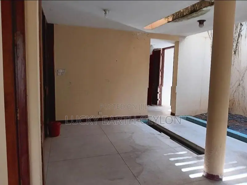 Borella Large House For Business Use Rent (MG1037)