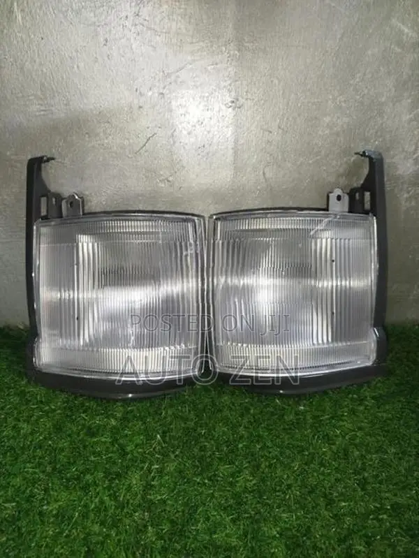 Dolphin Hiace Parking Light (Brand new)