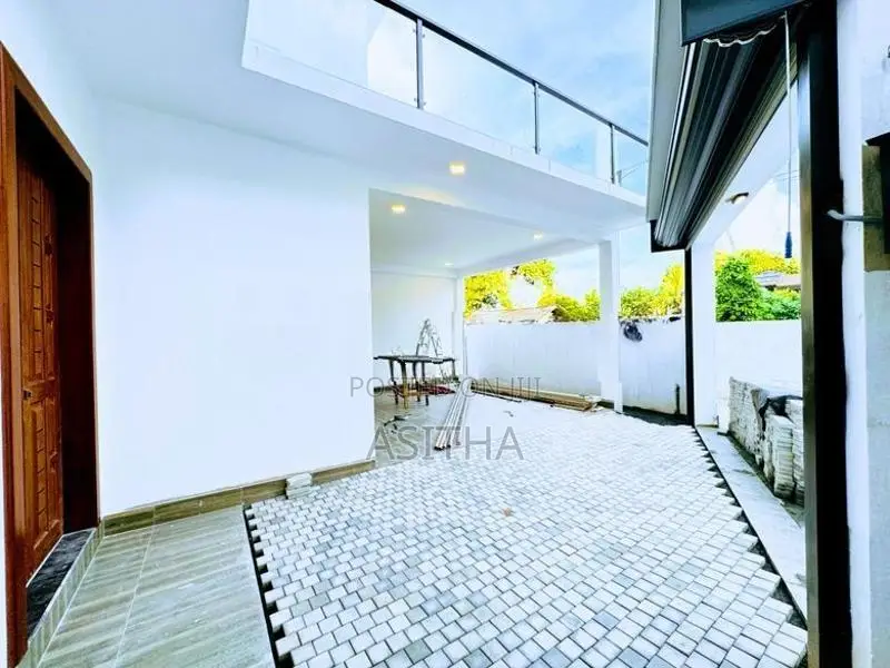 Brand new house Piliyandala