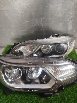 GP5 FIT HEADLIGHT