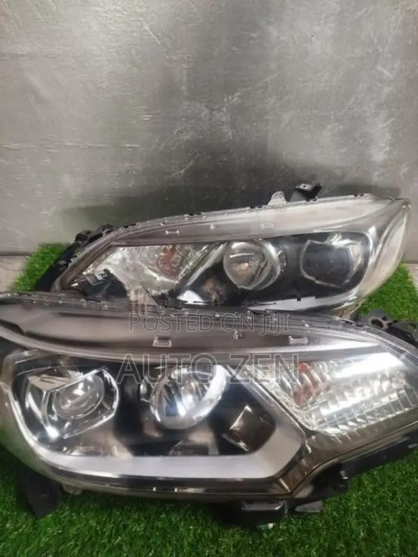 GP5 FIT HEADLIGHT