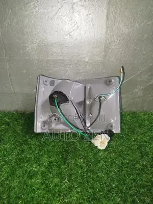 Nissan Qd Parking Lights ( Brand New)