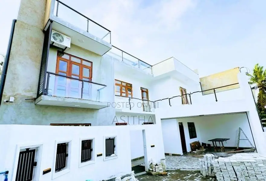 Brand new house Piliyandala