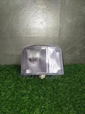 Nissan Qd Parking Lights ( Brand New)