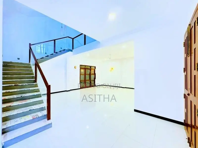 Brand new house Piliyandala