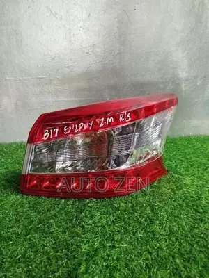 B17 Taill Light Right Side