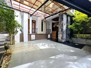 Paddy Field Facing Luxury 3 Storey House for Sale in Pannipitiya