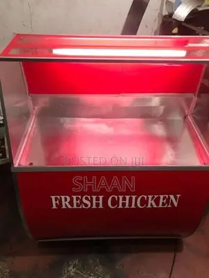 කුකුල් මස් සහ මාළු ශීතකරන. Chicken & Fish Display Coolers