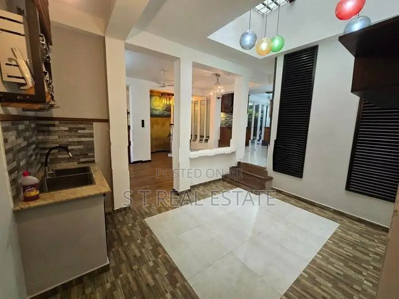 Paddy Field Facing Luxury 3 Storey House for Sale in Pannipitiya