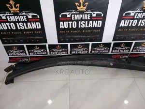 Honda fit GP5 Wiper Panel