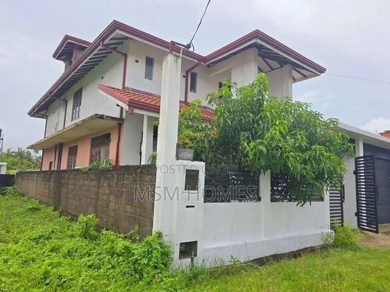 All Complete 2 Story House For Sale in Negombo