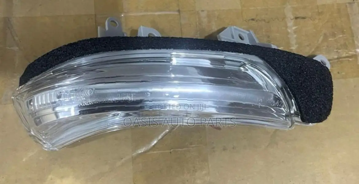 Toyota Prius 30 Mirror Winker Signal Light Lamp