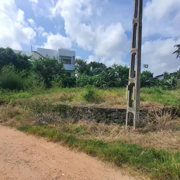 10P Residential Land for Sale – Prime Location in Papiliyana, Nugegoda