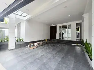 Newly Build Luxury 3 Story House For Sale In Battaramulla