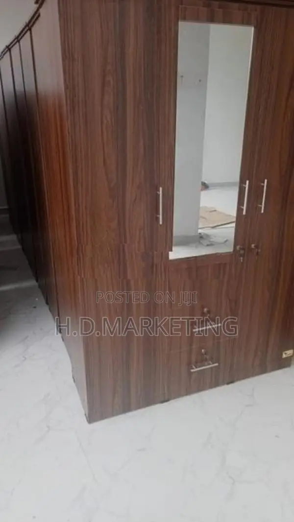 Melamine Design Wardrobe - 3 D -Almari