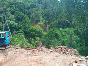 Haputhale : 20 perches commercial Land for Sale at Haldummulla