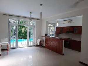 20P Luxury House with Swimming Pool in Andarewatta Rd Colombo 5 For Sa
