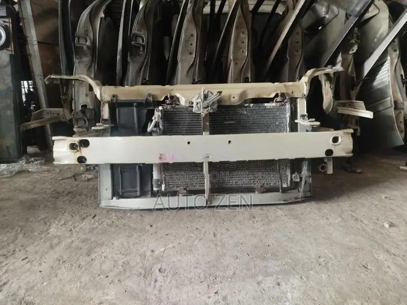 Toyota Platz Nosecut Complete
