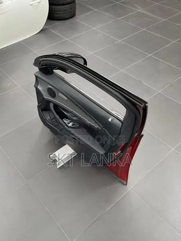 Genuine Mercedes E E350e E200 2019 Door side mirror - Red