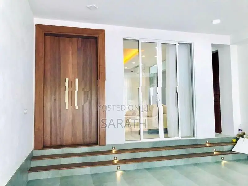 Ultra Modern Brand New House Sale Battaramulla