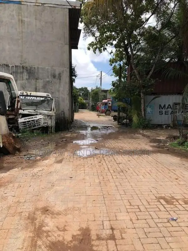 COMMERCIAL LAND FOR SALE IN KELANIYA (SP446)