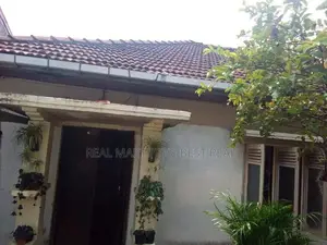 Moratuwa : 6BR (12.25P) House for Sale near Galle Road