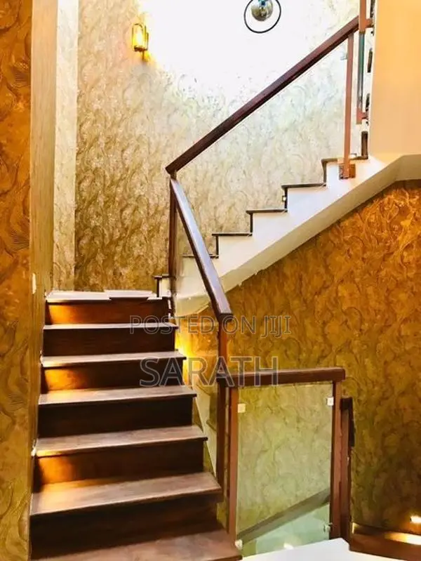 Luxury Modern Brand New House In Battaramulla