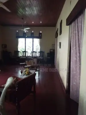 Moratuwa : 6BR (12.25P) House for Sale near Galle Road