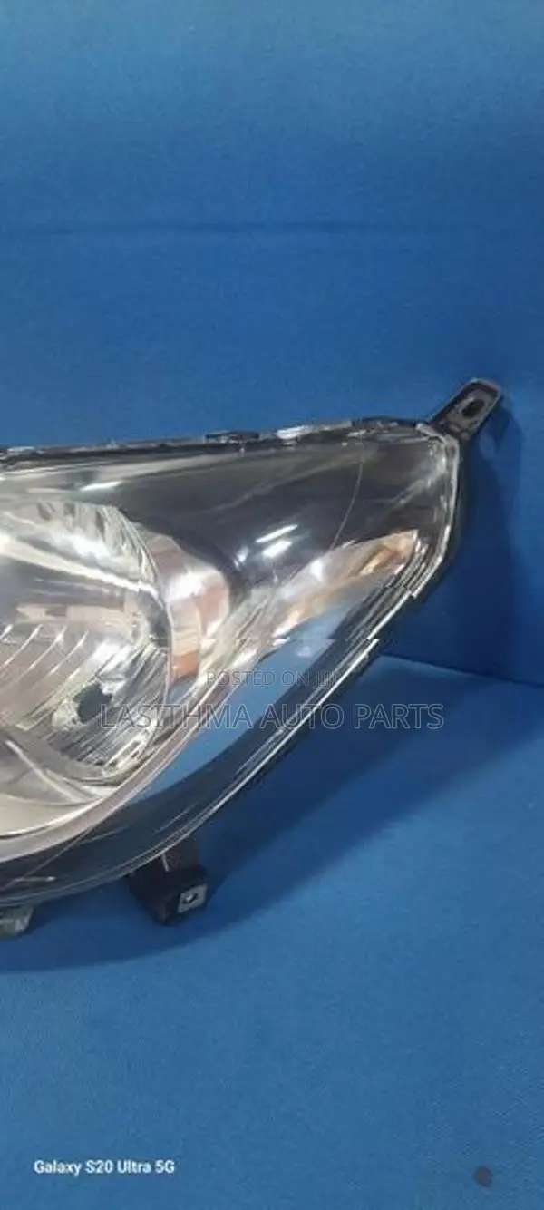 Ek Wagon (2017) Head Lamp