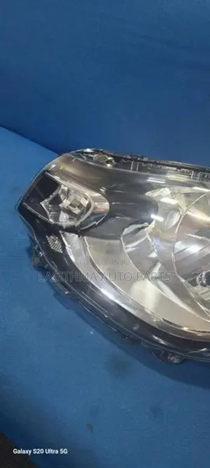 Ek Wagon (2017) Head Lamp