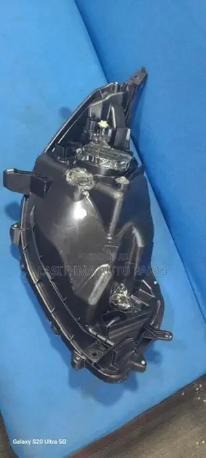 Ek Wagon (2017) Head Lamp