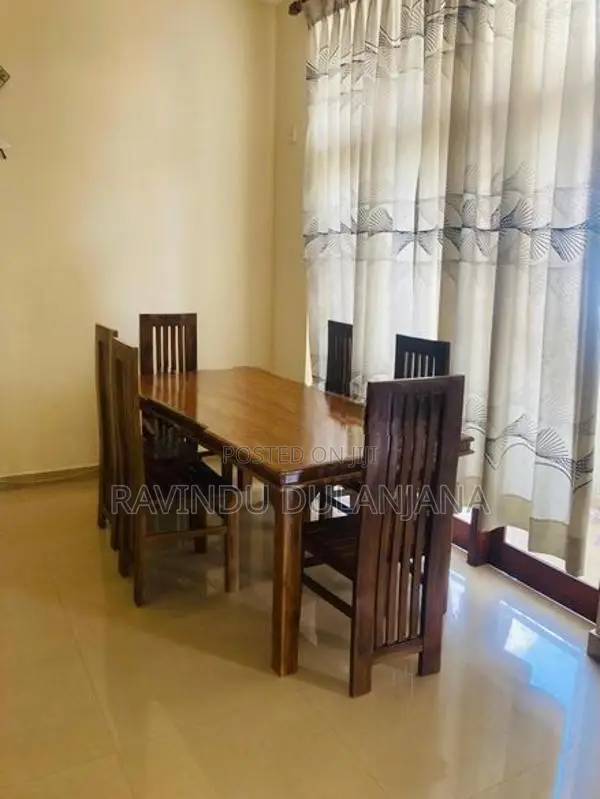 Teak Dining Table with 6 chairs