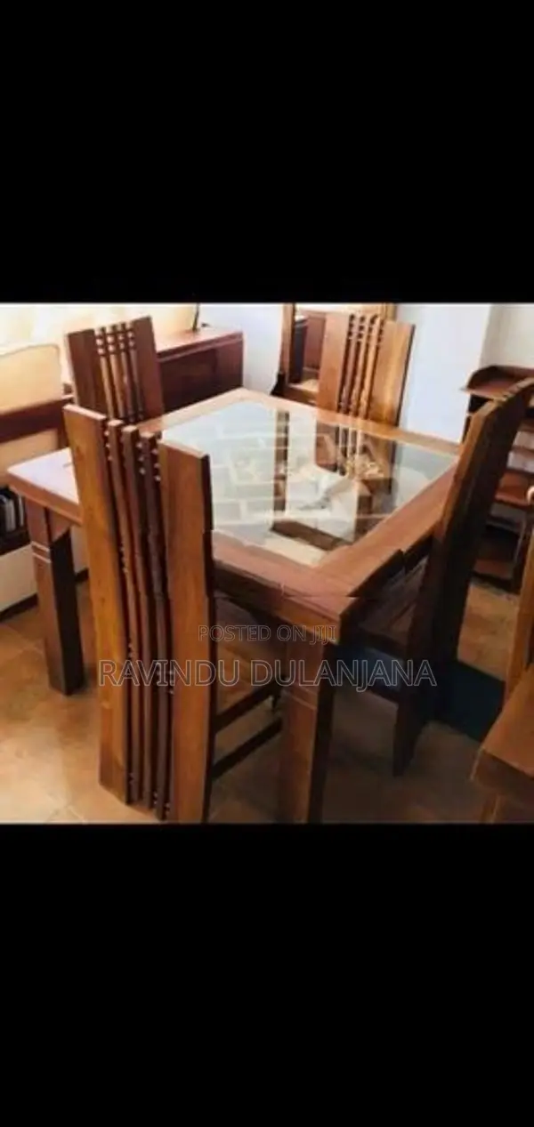 Dining table teak