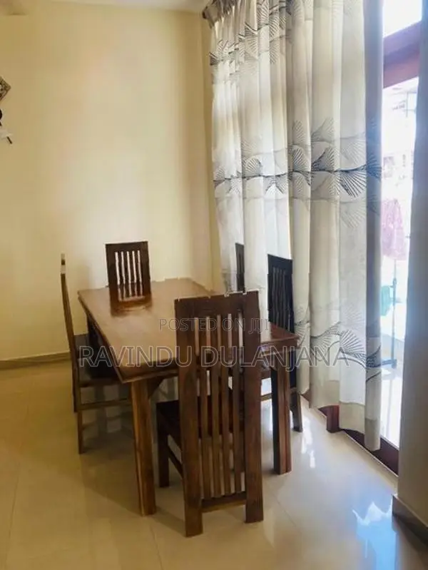 Teak Dining Table with 6 chairs
