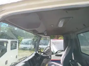 Isuzu Forward Manual Cabin