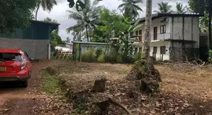 Block Of 8.5 Perches Land for Sale in Kottawa