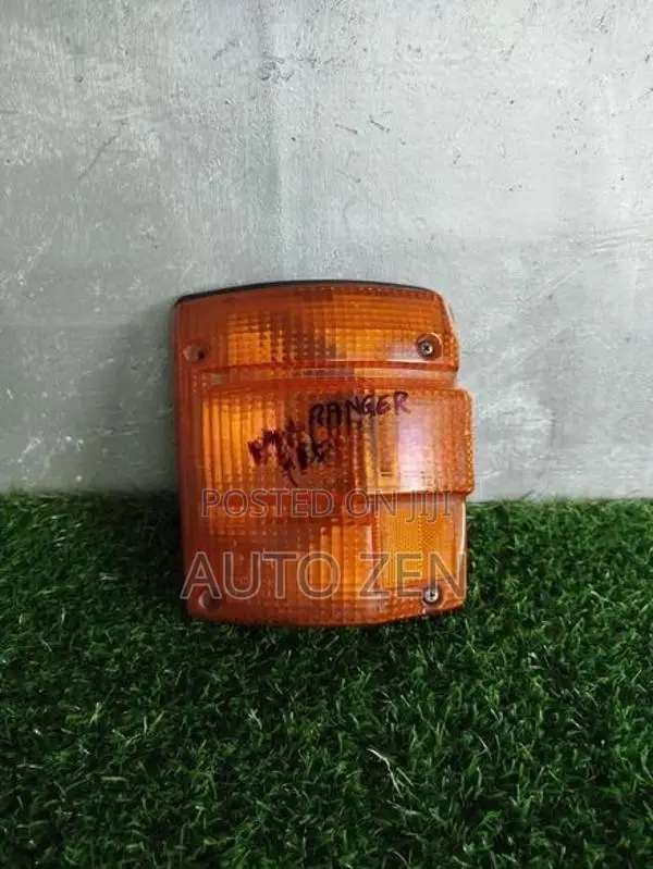 Hino Ranger Fd161 Signal Lights