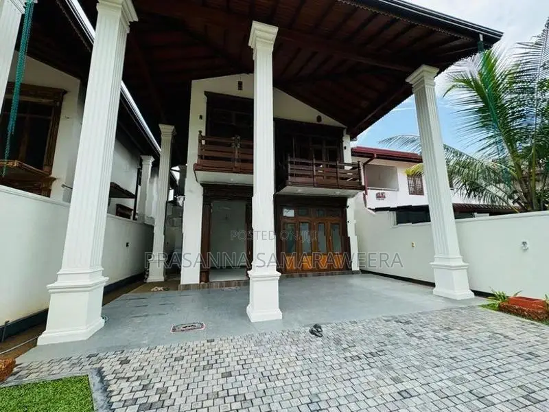 Modern Brand New Super Luxury 2 Storey House-Piliyandala