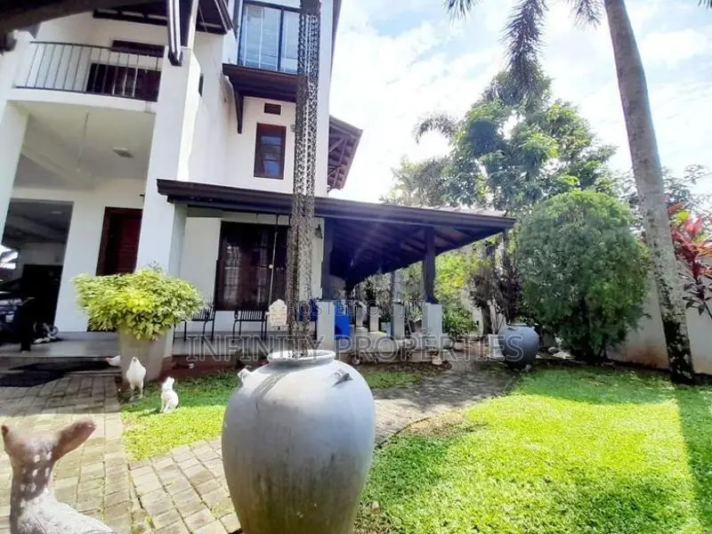(AFA263) Super Luxury 03 Story House For Sale In Ethulkotte