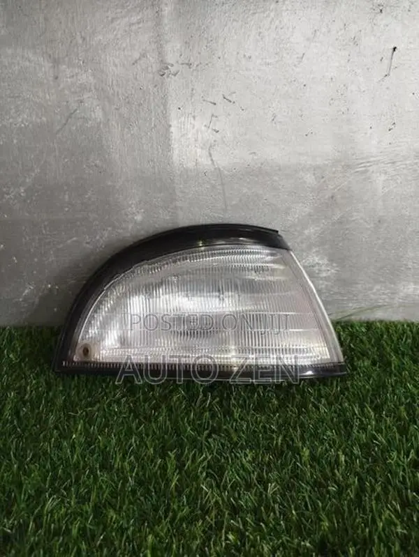 Cr27 Parking Light Right Side