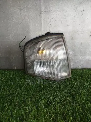 MAZDA SK PARKING LIGHT LEFT SIDE