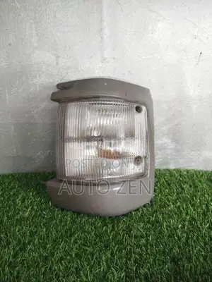 Mazda Bongo Parking Lights