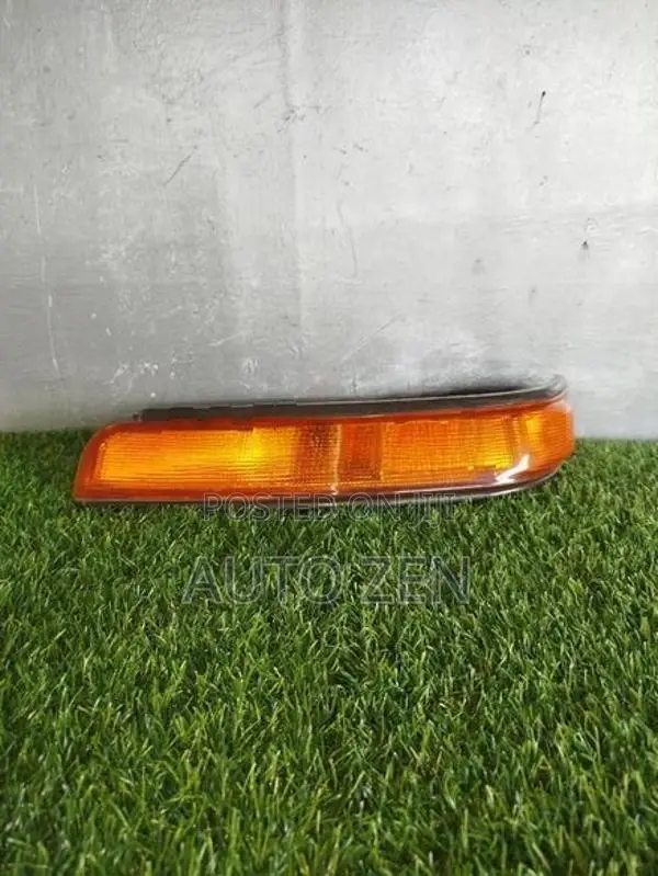 Hiace /Dolphin Signal Lights Japan