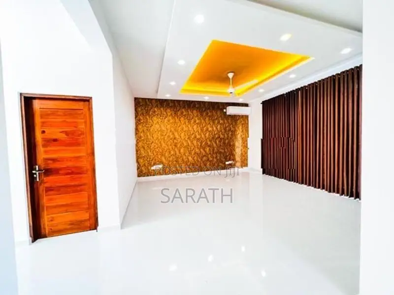 Luxury House With Brand New Furniture For Sale