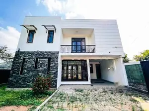 Well Maintained Luxury House Sale Athurugiriya