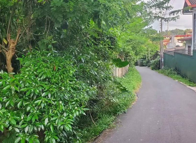 Block Of 15 Perches for Sale in Maharagama